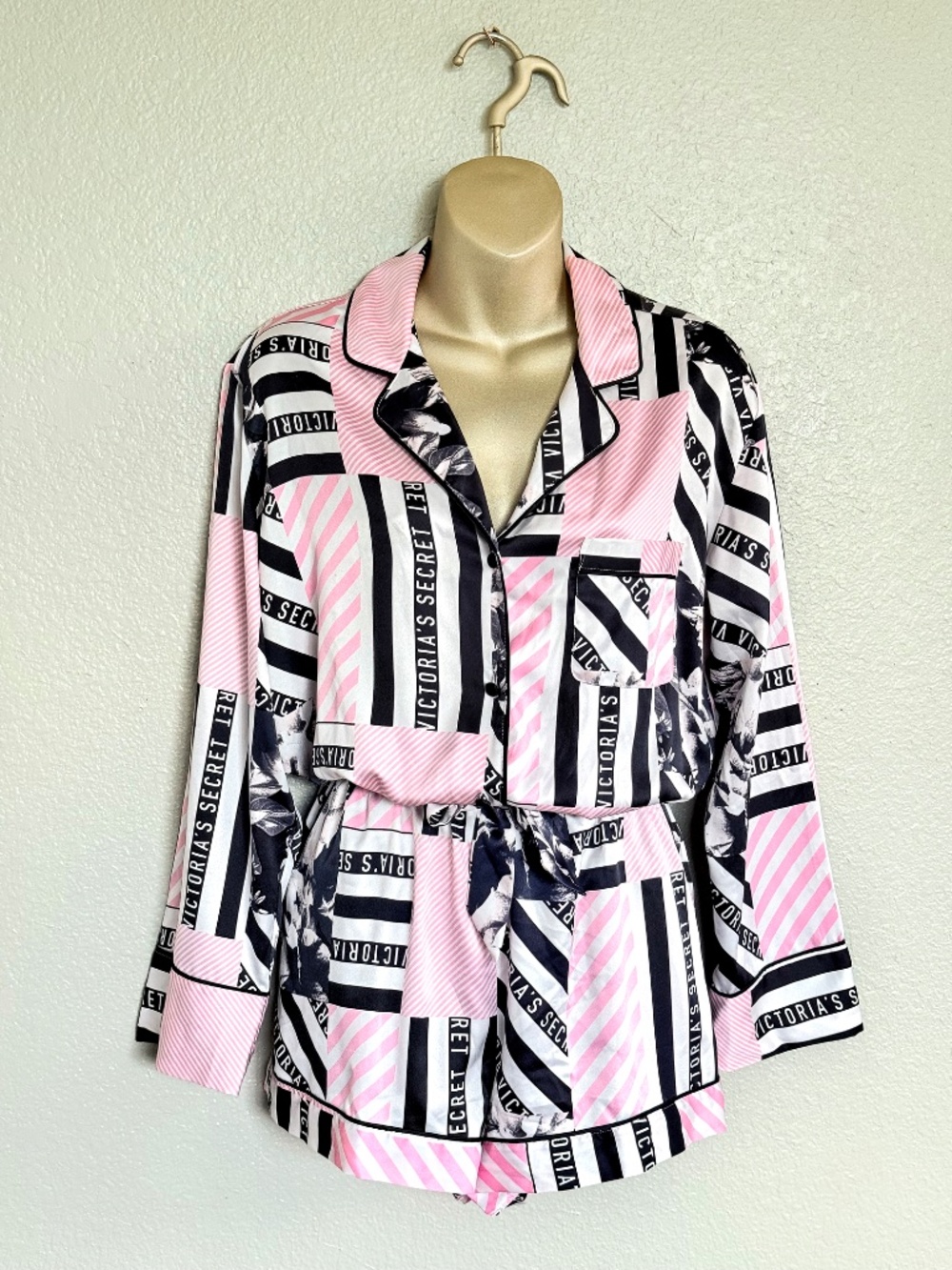 Victoria’s Secret Y2K Heritage Patchwork Satin Long Sleeve Shorty Romper Sz M